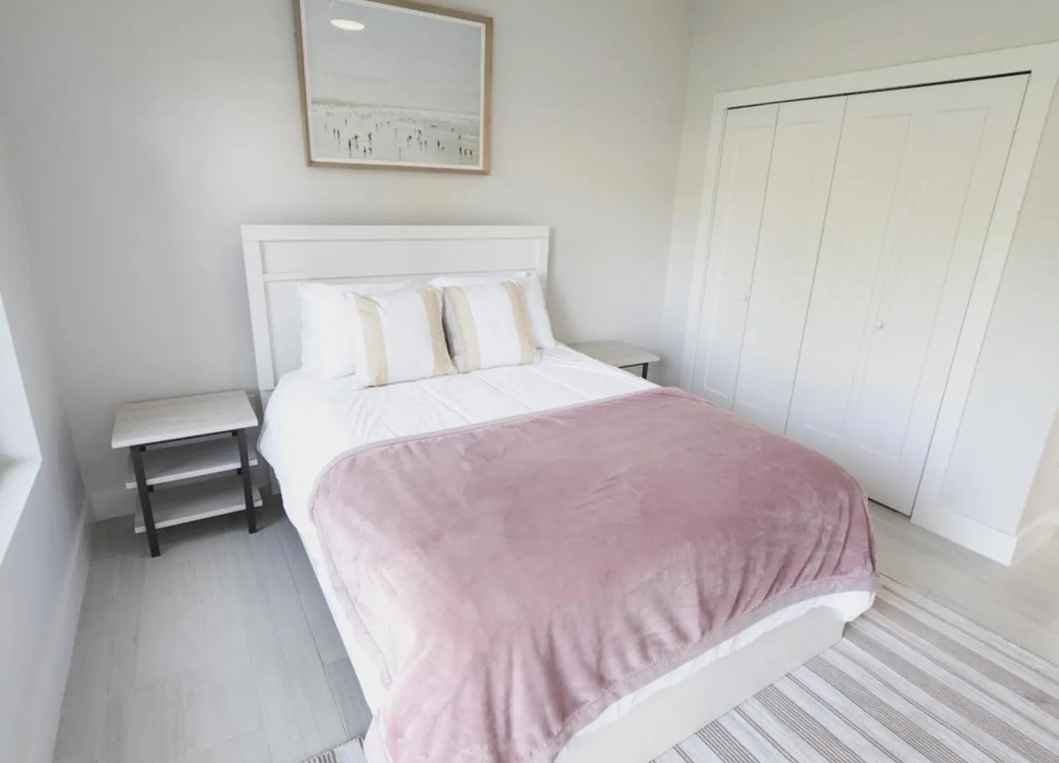 Modern 2 Bedroom Walking Distance To The Beach! West Bay 0*,